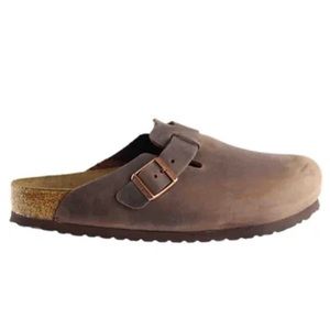 Like new Boston Soft Footbed Oiled Leather Clogs